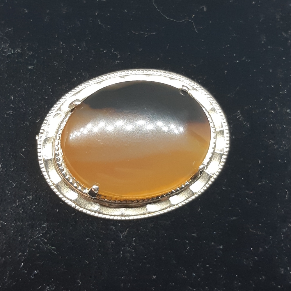 Beautiful Agate Brooch